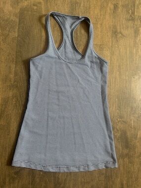 Like New - Lululemon Gingham Navy & White Cool Racerback Tank - Sz 4